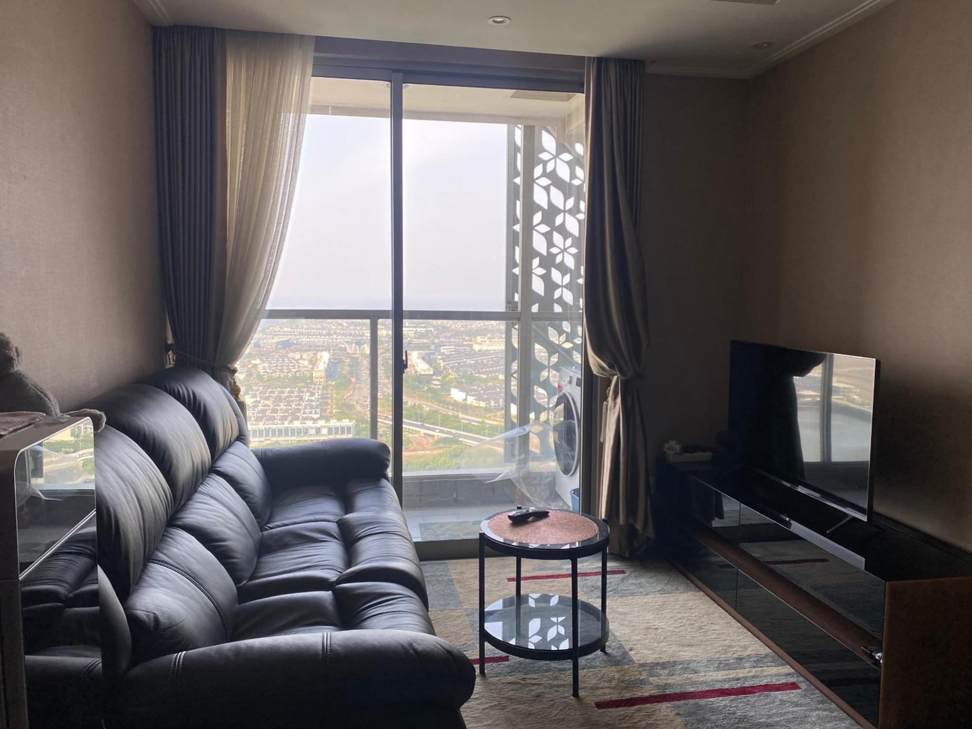 Comfort And Luxury Private Room At Goldcoast Pik Yakarta Exterior foto